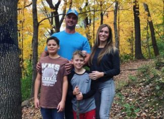 Family Was Shocked When They See Their Photos Taken By a Professional Photographer