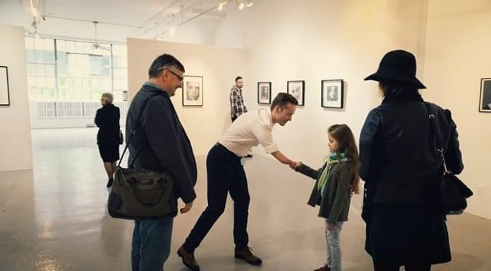 Artist Born Without Arms Fulfills His Dream of a Solo Exhibition in NYC