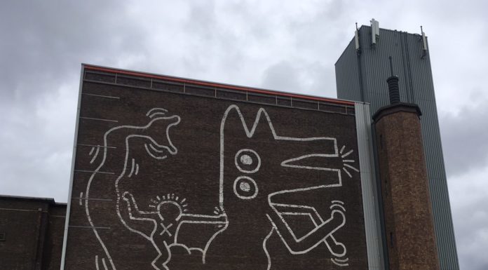A fresco by Keith Haring restored in Amsterdam