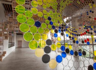 Jacob Hashimoto Mixes Digital Issues With Asian Ancestral Art