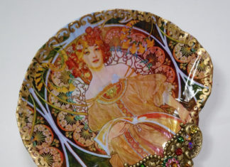 Artist Draws on Shells and Transforms Them into Fine Art