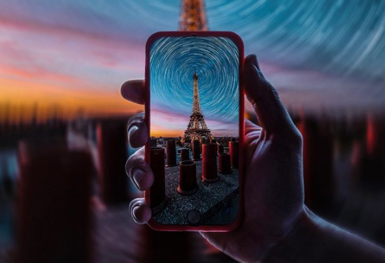 These Manipulated Photos Turn Paris Into a Winter Wonderland