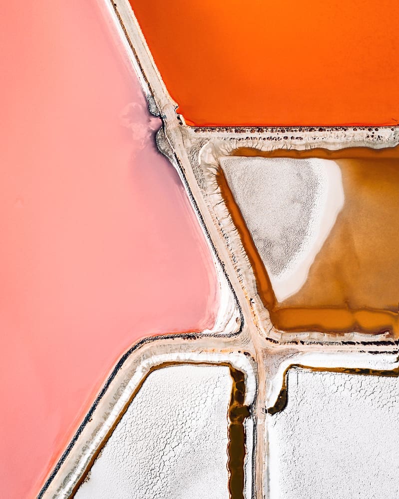 These Aerial Photos of Salt Lakes Look Like Abstract Works of Art ...