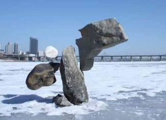 The Korean Man That Defies Gravity