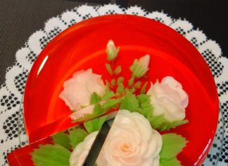 This Confectioner Makes Incredible Gelatin Cakes
