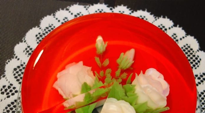 This Confectioner Makes Incredible Gelatin Cakes