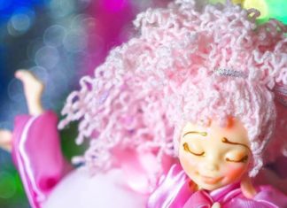 Ukrainian Crafter Makes Fairy Dolls