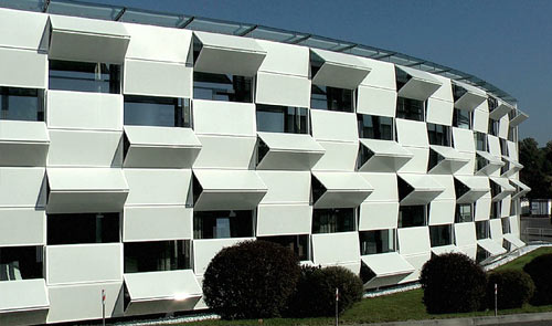 This Building Changes Its Appearance Based On Weather Conditions