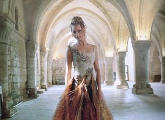 Dressmaker Creates Fairytale Dresses That Will Make you Jaw Drop