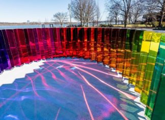 Check Out These LED Lights That React To Ambient Sound