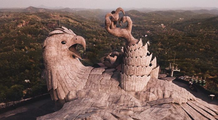 This is the Largest Bird Sculpture in The World