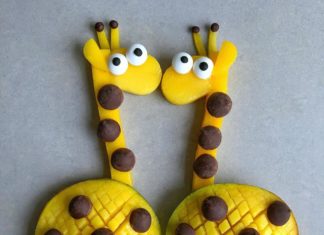Mom of 3 Makes Cute Characters out of Food
