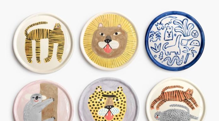 Min Pin Illustrations Show How Charming Animals Can Look on Ceramic