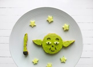 Food Artist Turns Pieces Of Toast Into A Canvas