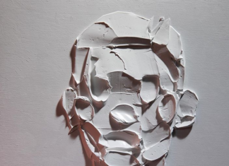 Artist Uses Palette Knife to Create Mystical Portraits