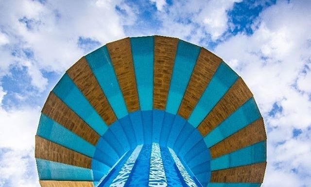 This Calligraphy Artist Spreads a Message of Peace and Unity