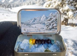 Remington Robinson Creates Stunning Mini Paintings in Altoids Tins