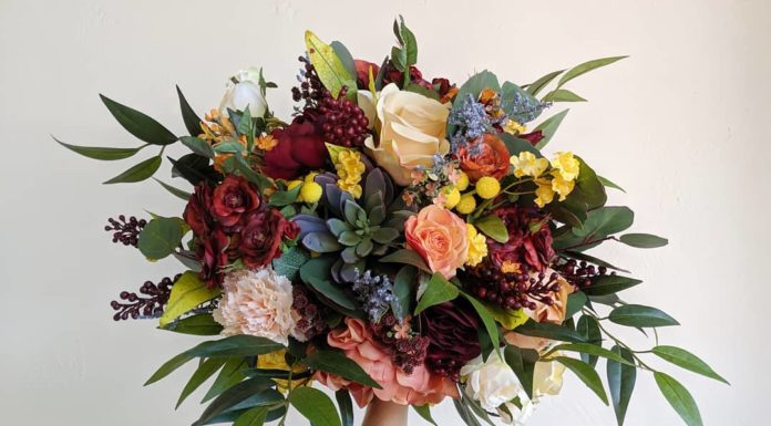 These Flower Bouquets Can’t Be Fake (But They Are)!