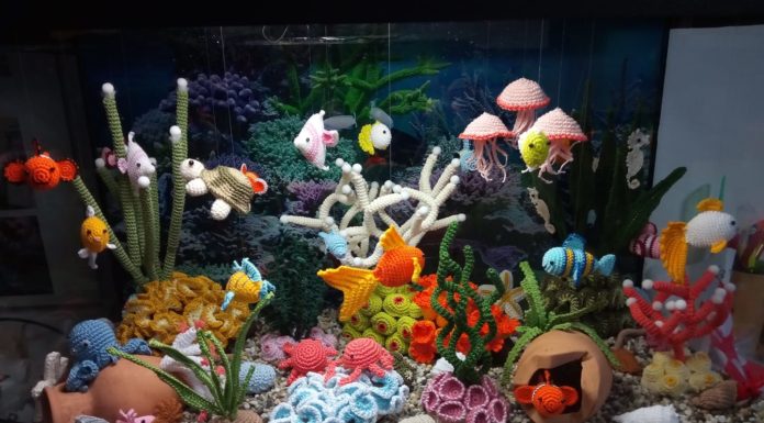 You Won’t Believe This Entire Aquarium is Made of Yarn!