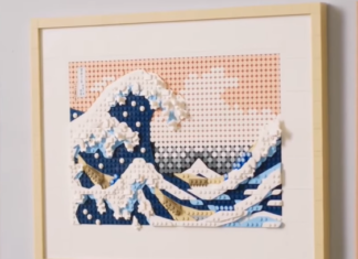 You Can Now Recreate Hokusai’s “The Great Wave” Using LEGO